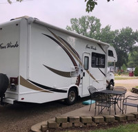 J & B Roaming RV Rental