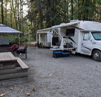 22ft Ford Lexington Class C Motorhome