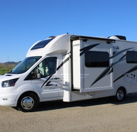 @LUXRVAN – Comfort Meets the Open Road