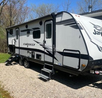2022 Jayco Jay Feather 24BH