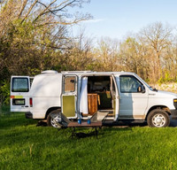 Fully Equipped Campervan -solar, fridge, bed, kitchen, toilet