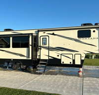 2021 Montana 351 BH