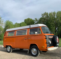 Bob the 1974 Volkswagen Kombi Bus