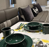 Stylish 7-Sleeper: Salem Platinum Adventure Rig