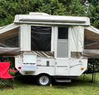 Clean & Cosy Rockwood Tent trailer AC/Heat
