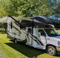 2021 27' Class C Motorhome, Sleeps 6. Fully furnished and pet friendly!
