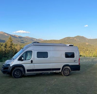 Vista Vagabond | Luxe Campervan for 4 | Off-Grid + Starlink WiFi