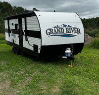 Matt's Grand River 280RBSN Northern Edition Travel Trailer