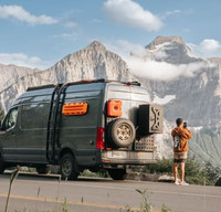 2022 New self-built Mercedes-Benz Sprinter 4x4 Power bank/Air suspension