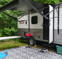 2024 Coleman Lantern 17b Sleeps 5 with Bunks