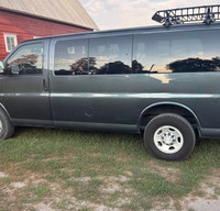 Flathead Valley 12 Passenger Van- Kintla (free airport pickup/drop off)