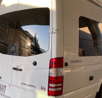2020 Coachmen Galleria Li3 "T" floorplan(3 seats upfront