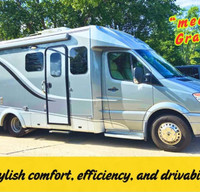 Meet "Grace" 2013 Leisure Travel Van Unity CB SMTX1829