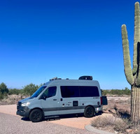 (Unlimited Miles)Family Explore Van – Comfort for 2 Adults + 2 Kids