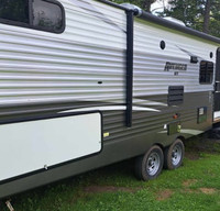 RIVERSIDE 24' AVENGER
