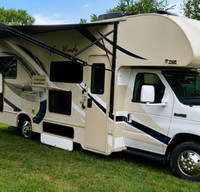 "Titan" 2018 Thor Four Winds