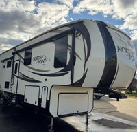Jayco Northpoint Fifth Wheel