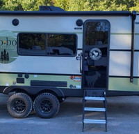 Adventure-Ready Family Camper, Sleeps 5, Solar + Inverter
