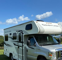 Emma's 2021 Ford 19ft motorhome