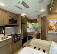 RV Queen's New 2025 "Cubby" easy Class C!