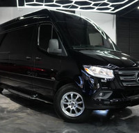 Luxury Mercedes Sprinter Executive Limo | Seats 10