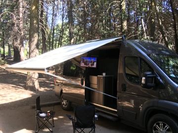 100 FREE miles per night! *Marvelous Mo* ONE-WAY rentals available