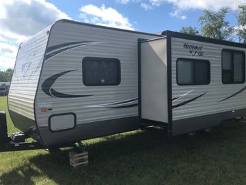 PERFECT FAMILY TRAVEL TRAILER!!