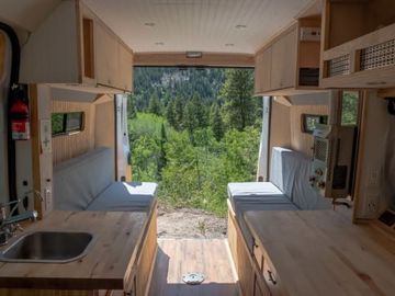 Great Lakes Campervan