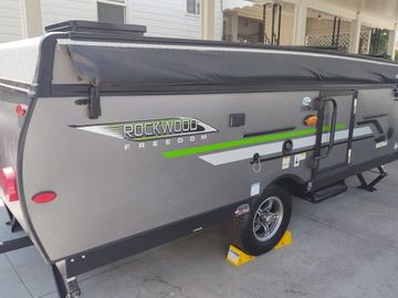 2021 Forest River Rockwood Freedom pop up tent trailer