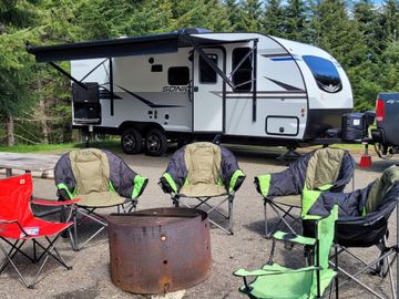 26' 2021 Sonic Bunkhouse - Sleeps 7 - Easy towing