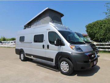 2022 Winnebago Solis 59PX