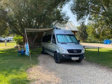 Sprinter Van w/ Bunk Beds For a Family Adventure