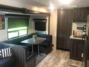 2019 Jayco Masa Ridge Fun easy to pull trailer!
