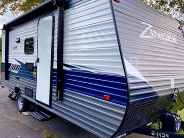 2018 Crossroads Zinger Bunkhouse- No Extra Automatic Fees!
