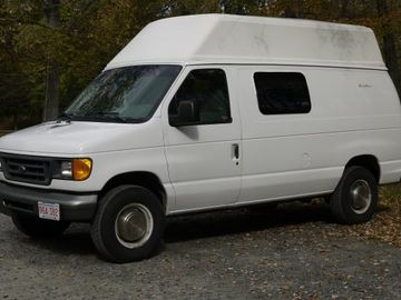 Betty Belair 2003 Ford E350