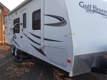2014 Gulf Stream Ultra-Lite Bumper Pull