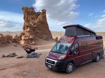 2022 Winnebago PopTop Solis