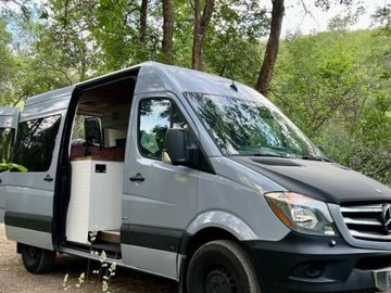 Mercedes Sprinter | High Roof