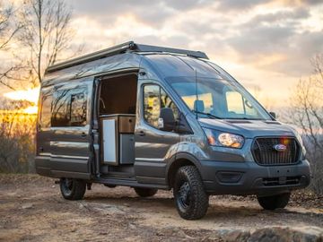 Olympus - 6 Person Campervan