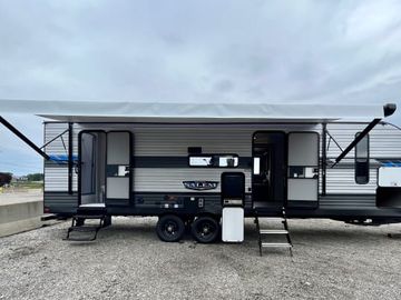 2022 Forest River Salem-Family Camper