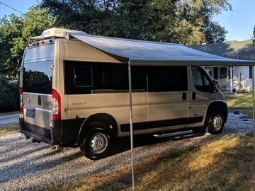 2017 Roadtrek Simplicity Small, Agile and Ready!
