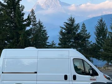 Custom built Promaster campervan - Dog friendly