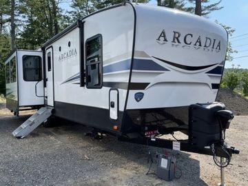 2022 Keystone RV Arcadia