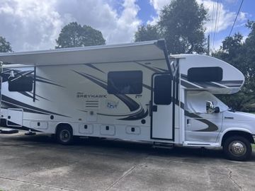 2021 Jayco Greyhawk - Perfect Family Motorhome