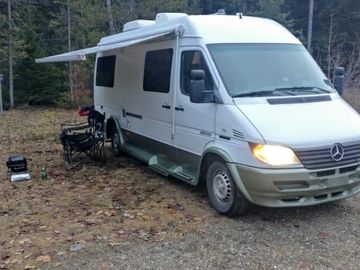 2006Pleasure-Way / Mercedes Sprinter w Park Pass