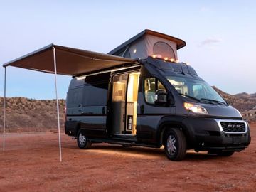 2023 Thor Tellaro - Fully Contained OFF-Grid Capable!