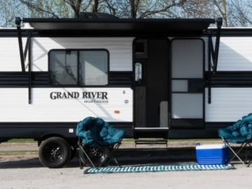 SUV TOWABLE  Family Adventures 2023 Grandriver Travel Trailer Sleeps 8