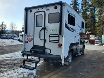 2020 Adventurer 86fb