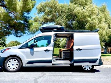 Fully Stocked, Hot water shower, Comfy bed, Diesel Heater available .