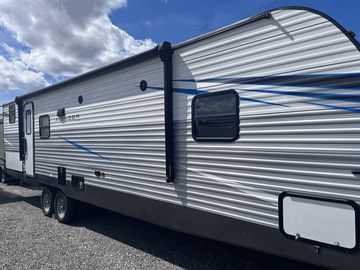2021 Avenger Family Bunk House